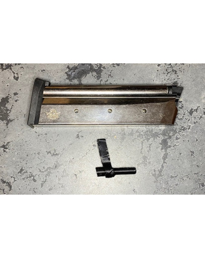 Armscor_Rock Island Armory M1911 XT-22Magnum_10_14 (.22WMR) for the factory magazine only.