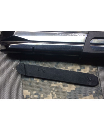 Beretta 92 Limiter for 30 round magazines. Easily convert 30 round magazines to 10 rounds. Fits factory Beretta 30 round magazines as shown. 
