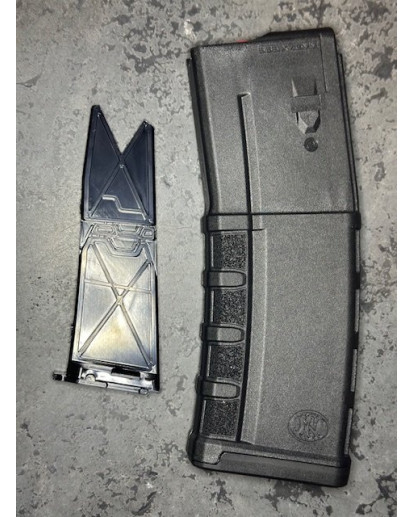 FN FN-15_AR Polymer_10_30 (5.56) Must use the factory retaining plate with this block