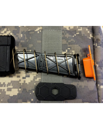 Hexmag 10 round limiter by Magblock installs easily and quickly above the original Hexmag locking plate. This allows use of multi color locking plate options and no increase in spring tension. 