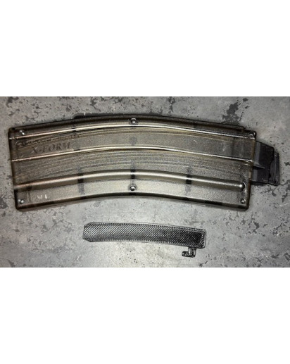 Kel-Tec PLR-22_SU-22_10_26(.22) The right side of the magaizne