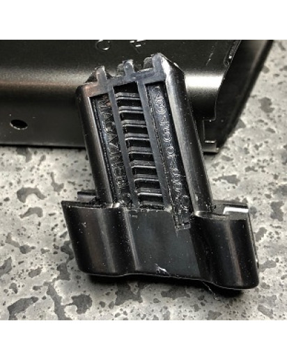 Sig P320 .40 Magblock 10 Round Limiter for factory 13 round magazines. 