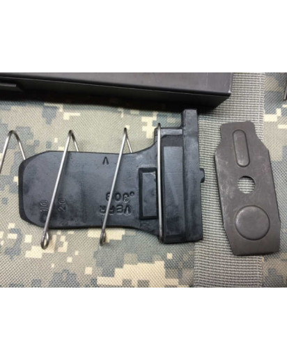 Easily installed inside the spring and replaces the original locking plate. 